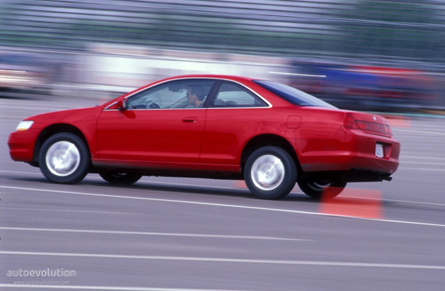 Honda Accord Coupe Foto 5