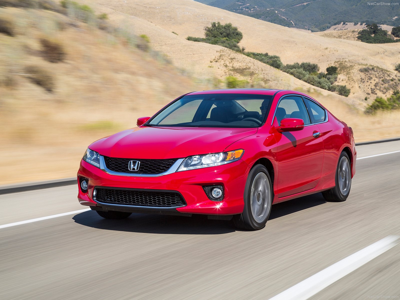 Honda Accord Coupe photo 2