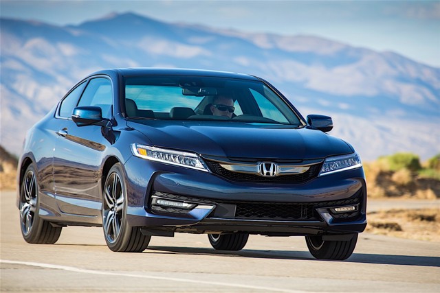 Honda Accord Coupe foto 7