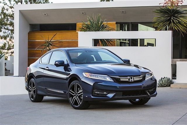 Honda Accord Coupe foto 15