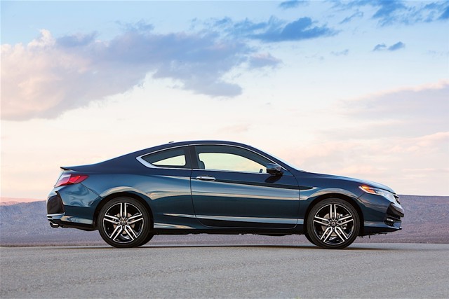 Honda Accord Coupe foto 3