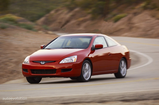 Honda Accord Coupe foto 4