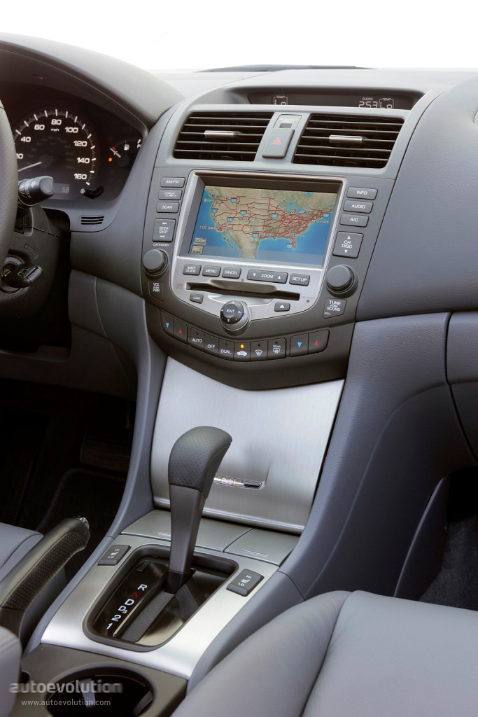 Honda Accord Coupe photo 13