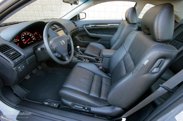 Honda Accord Coupe Foto 15