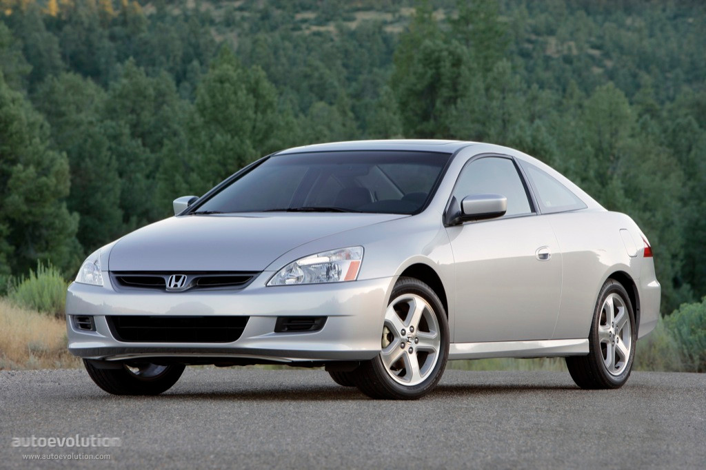 Honda Accord Coupe photo 2