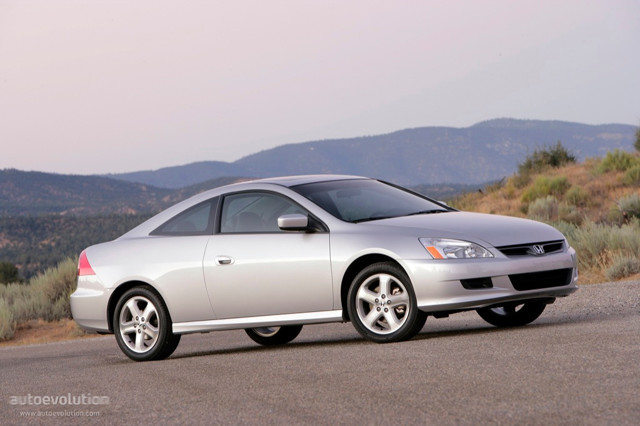 Honda Accord Coupe Foto 8
