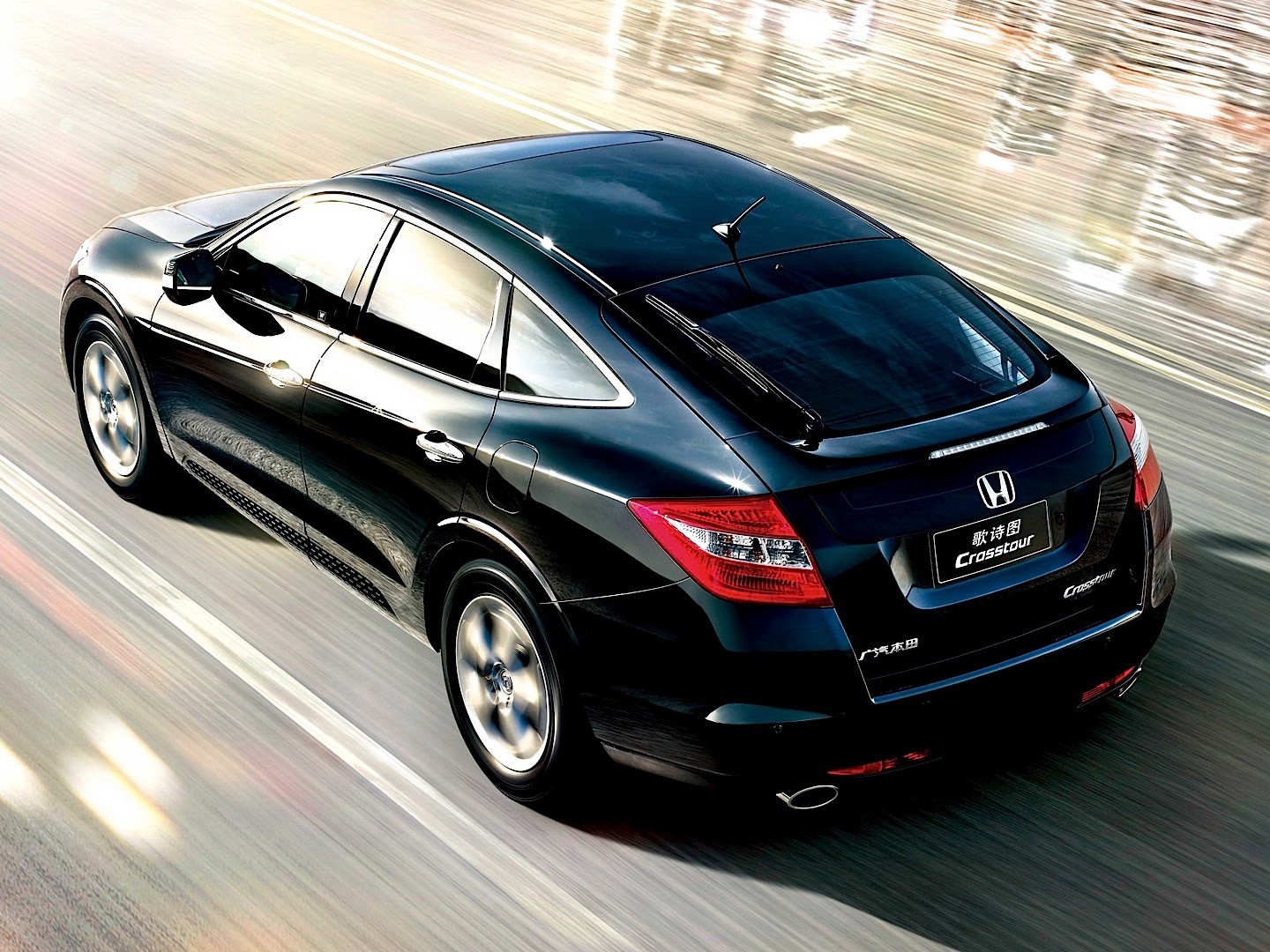 Honda Accord Crosstour photo 30