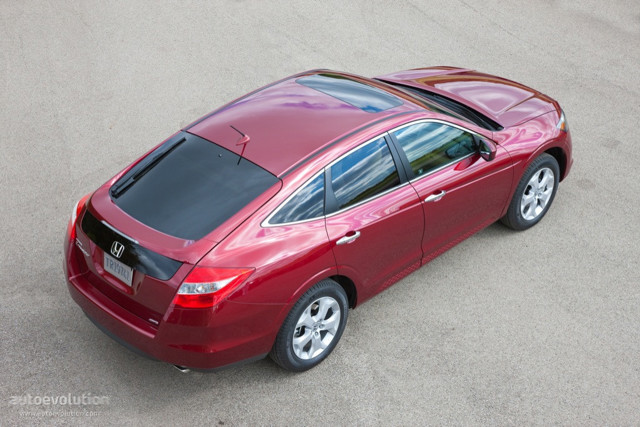 Honda Accord Crosstour photo 13