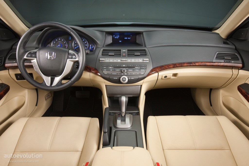 Honda Accord Crosstour photo 40