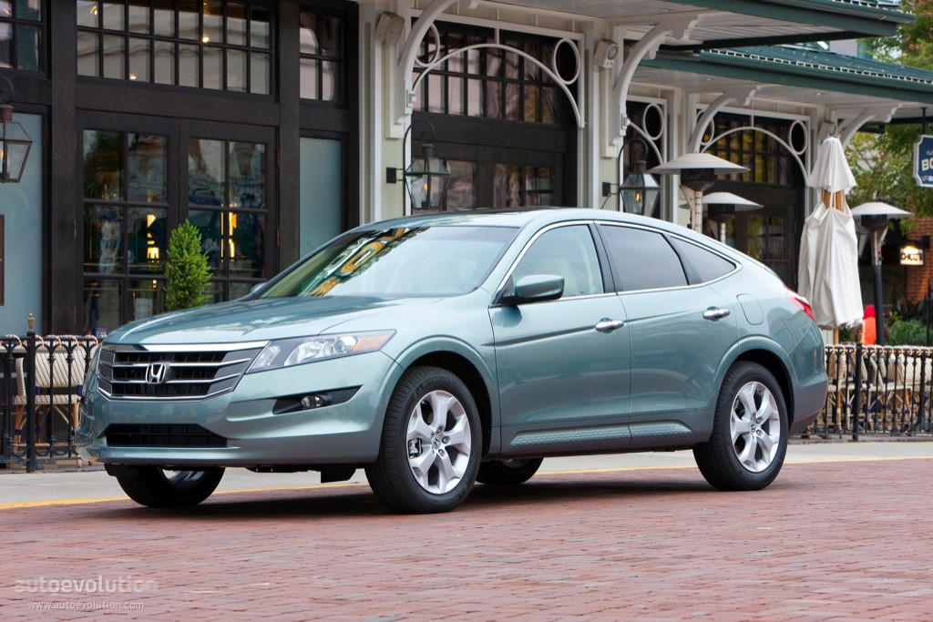 Honda Accord Crosstour photo 3