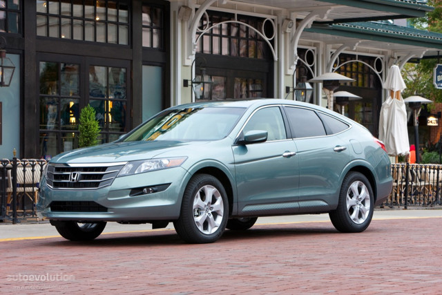 Honda Accord Crosstour photo 3