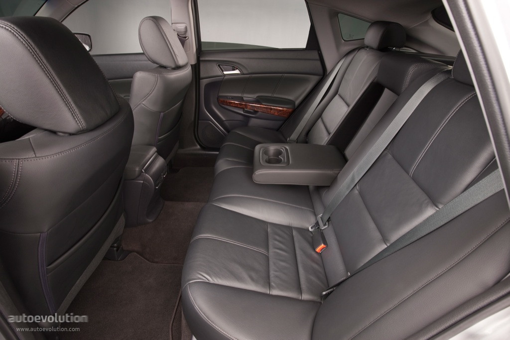 Honda Accord Crosstour photo 45