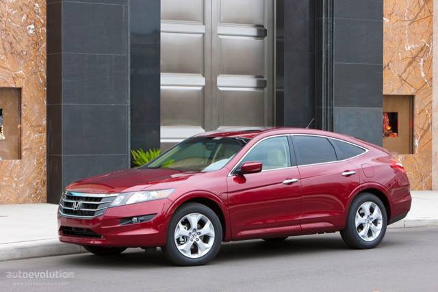 Honda Accord Crosstour photo 8