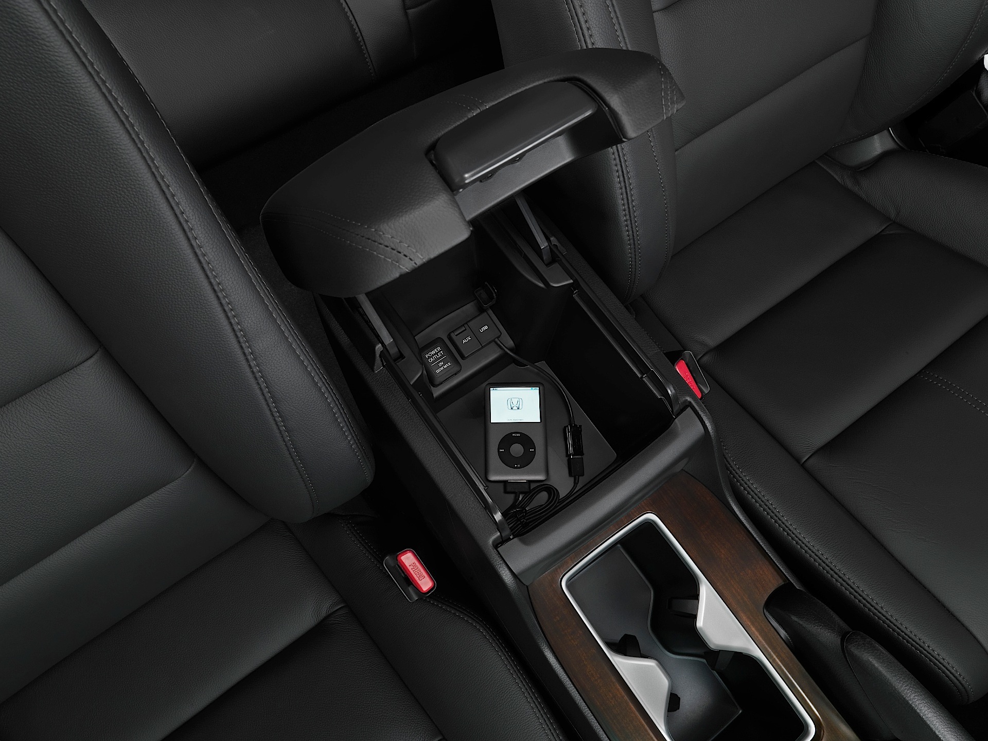 Honda Accord Crosstour photo 20