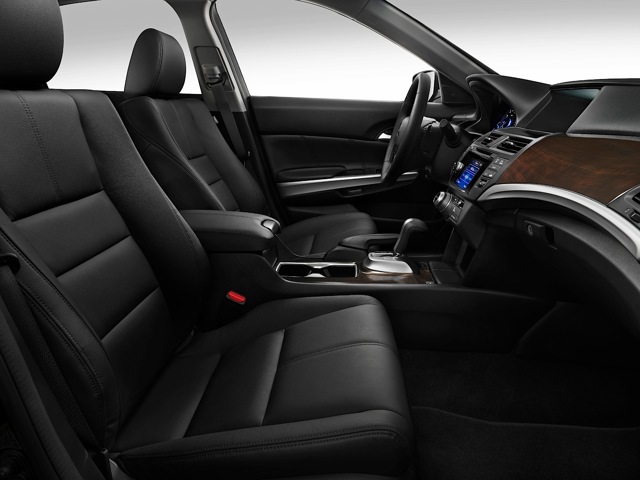 Honda Accord Crosstour photo 9