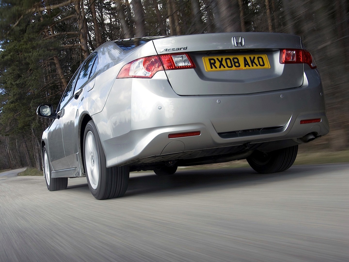 Honda Accord Euro photo 17