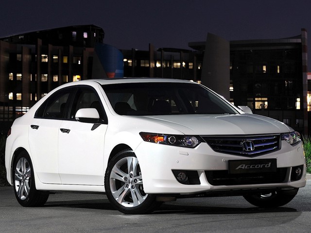 Honda Accord Euro foto 23