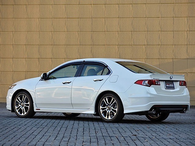 Honda Accord Euro foto 26