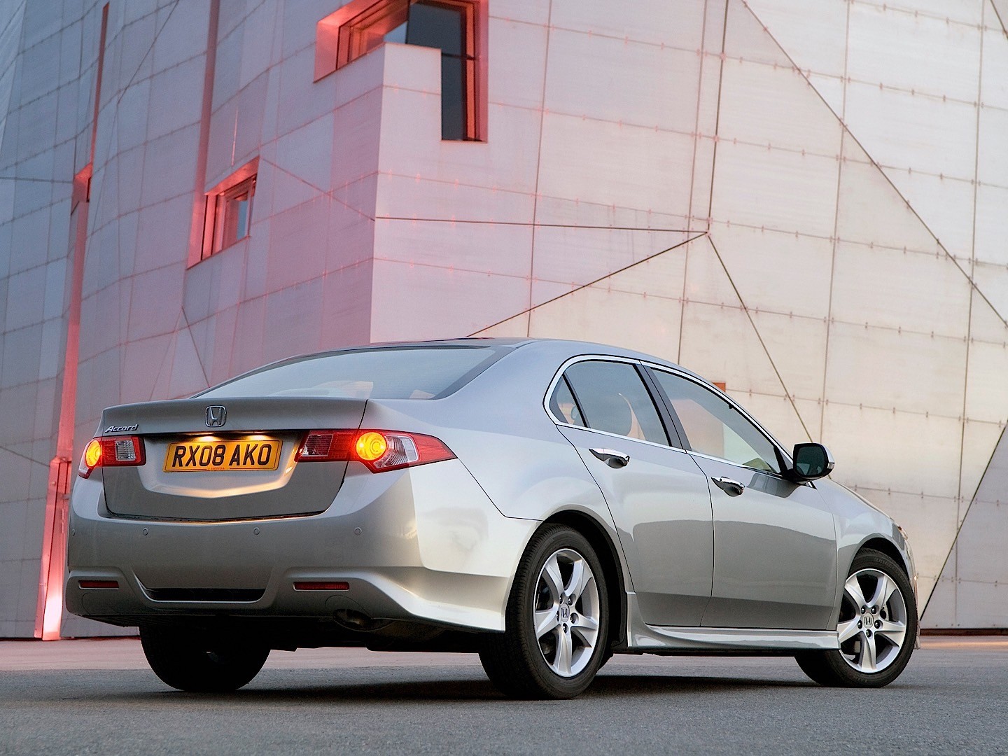 Honda Accord Euro photo 29