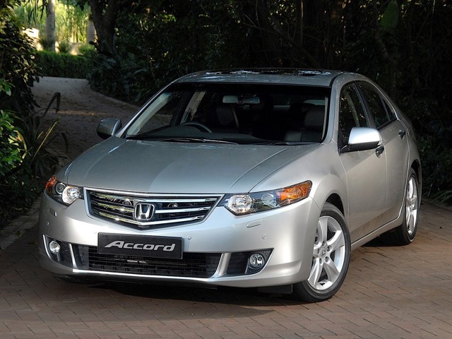 Honda Accord Euro foto 37