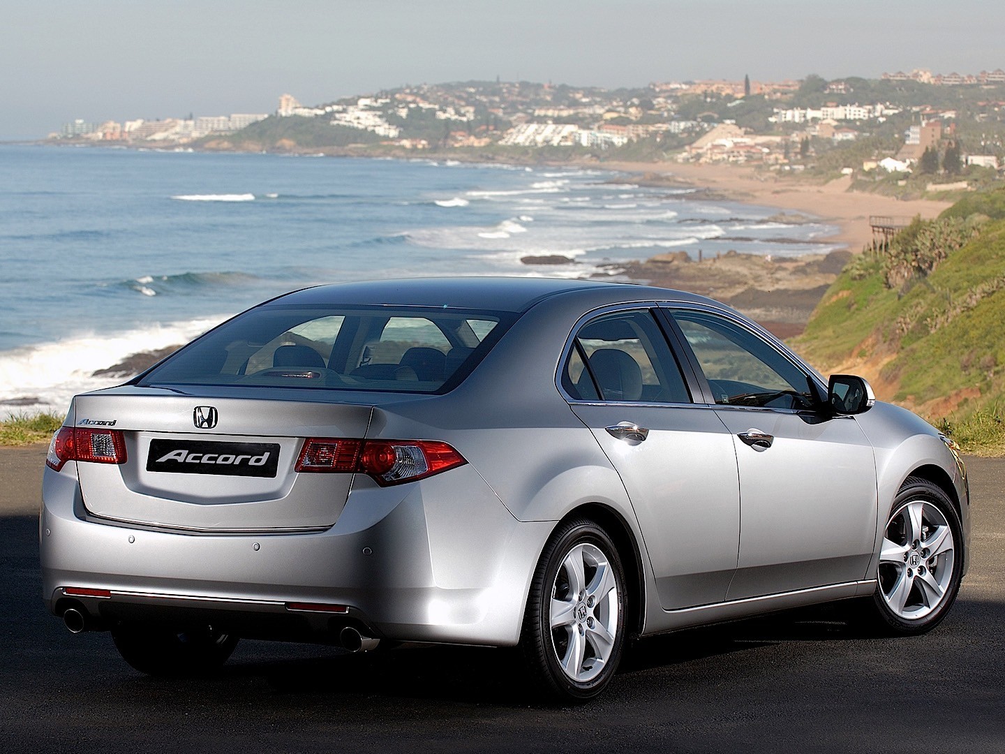 Honda Accord Euro photo 39