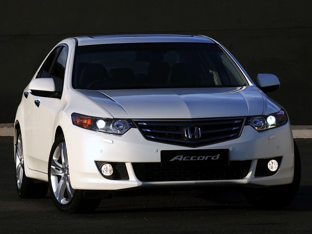 Honda Accord Euro foto 40