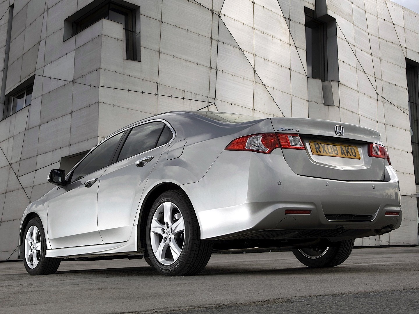 Honda Accord Euro photo 44