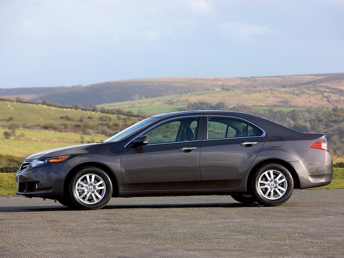 Honda Accord Euro photo 48