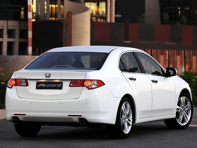 Honda Accord Euro foto 50