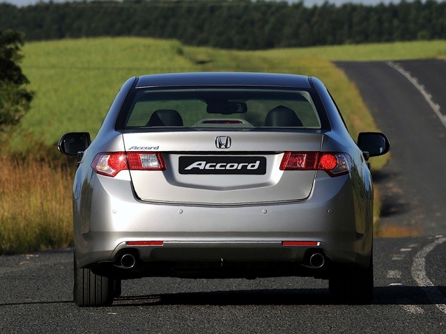 Honda Accord Euro foto 66