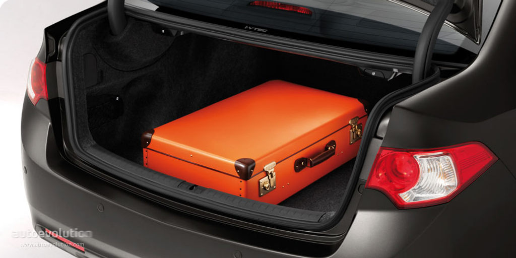 Honda Accord Euro photo 76