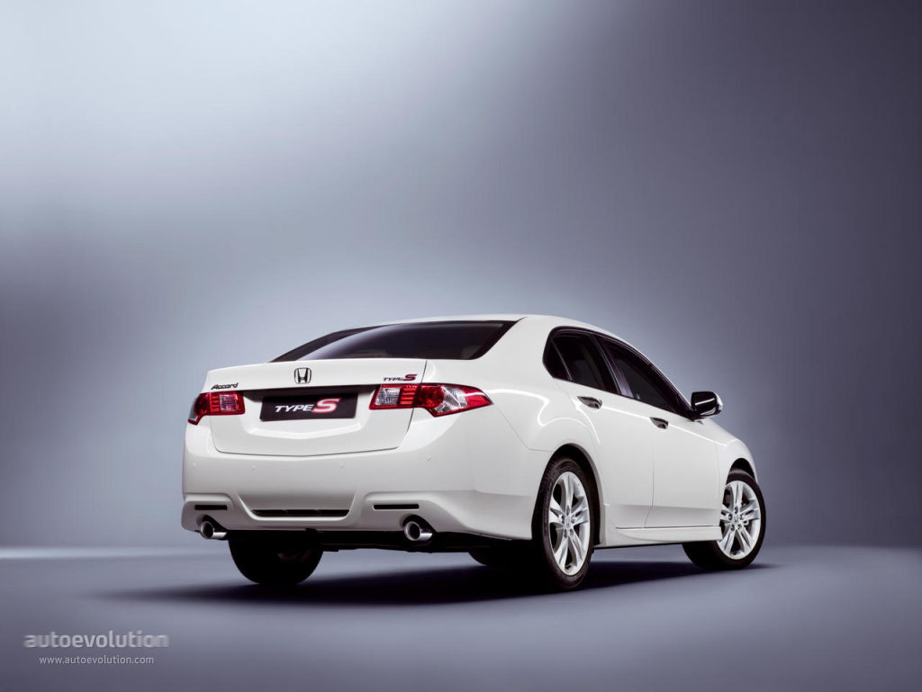 Honda Accord Euro photo 14
