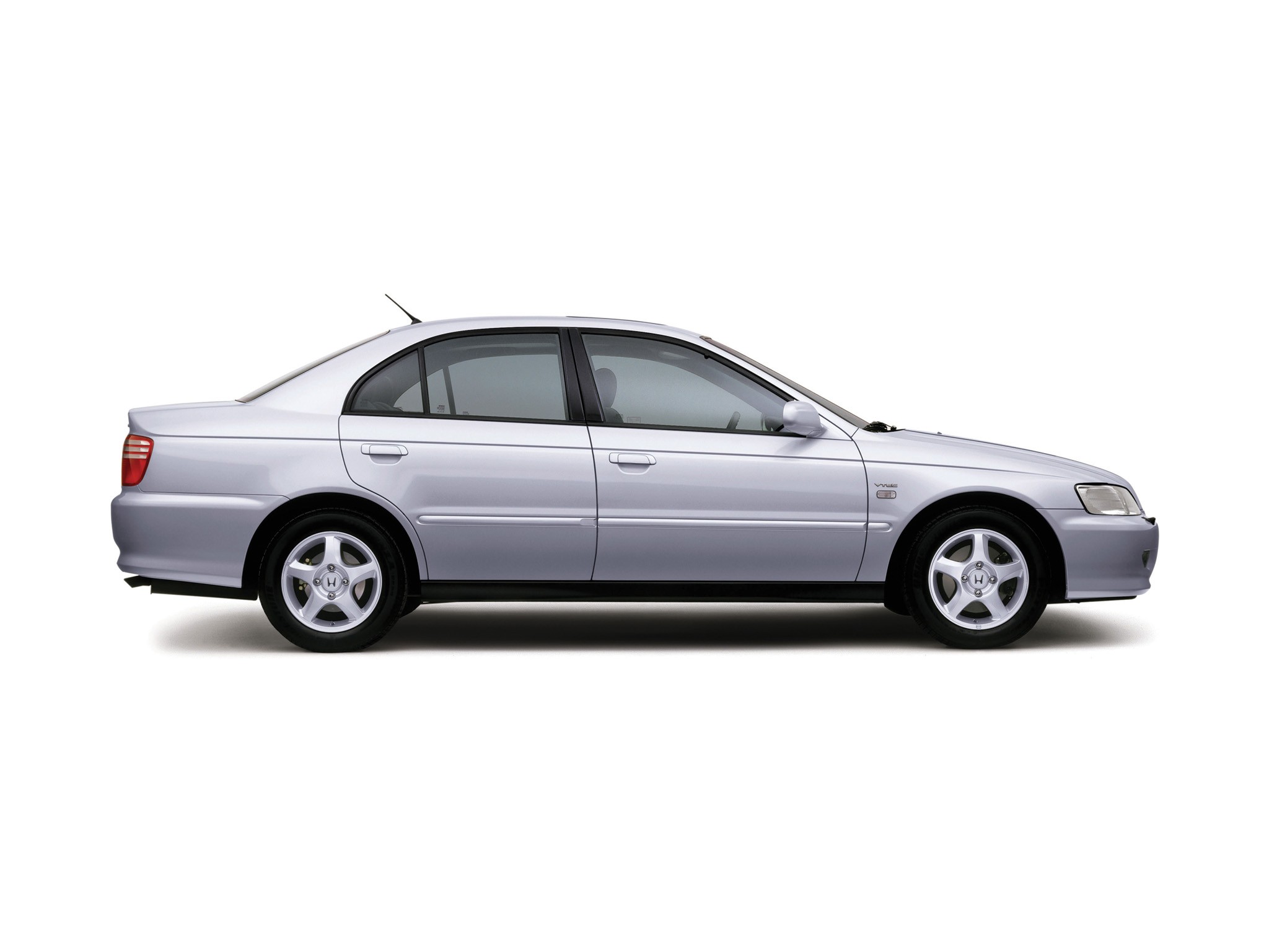 Honda Accord Euro photo 21