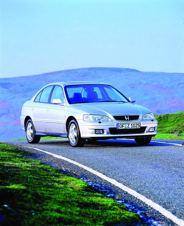 Honda Accord Euro foto 3