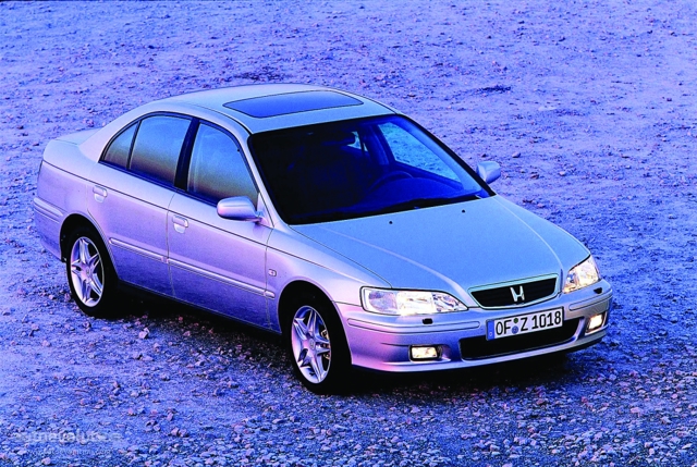 Honda Accord Euro foto 4