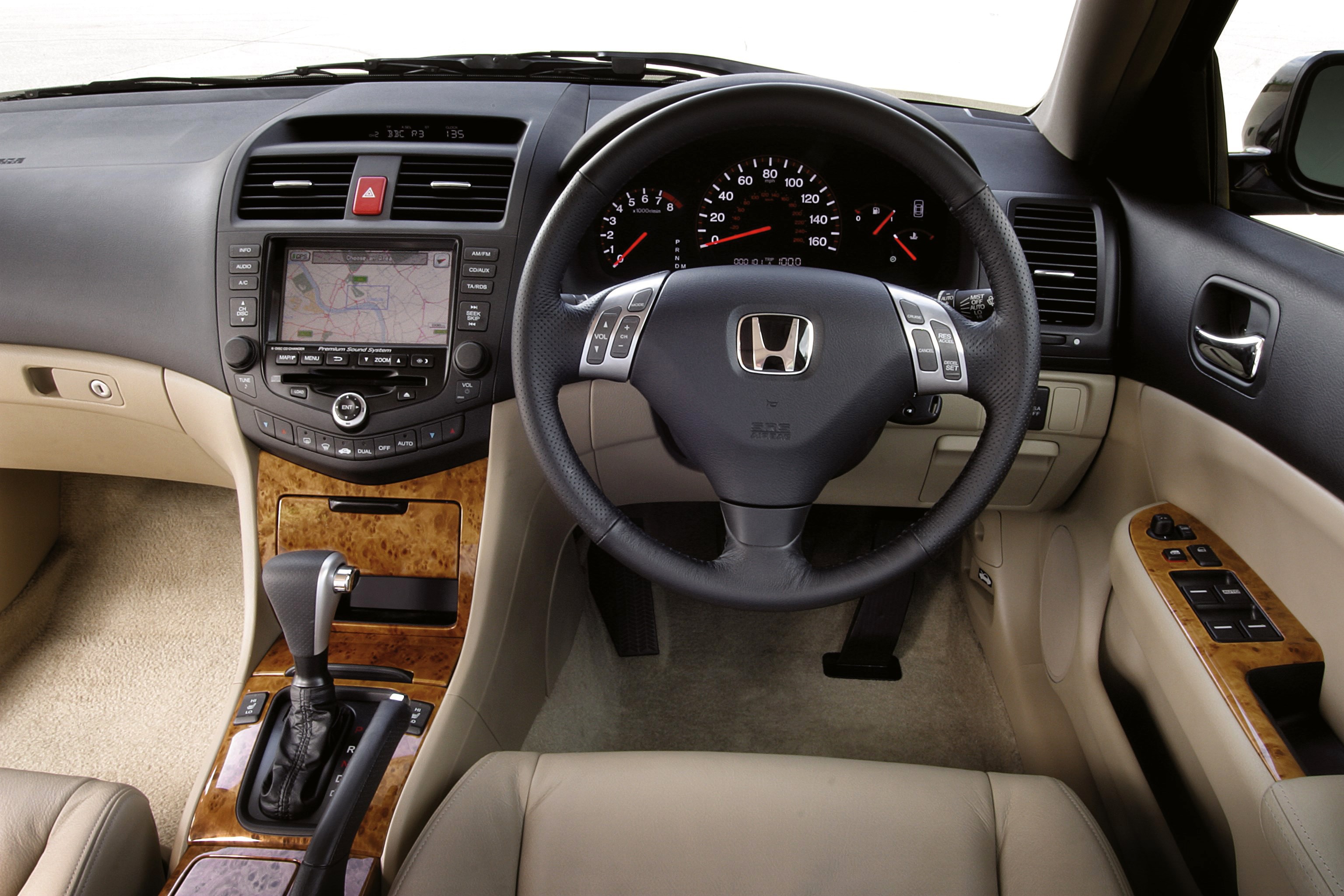 Honda Accord Euro photo 78