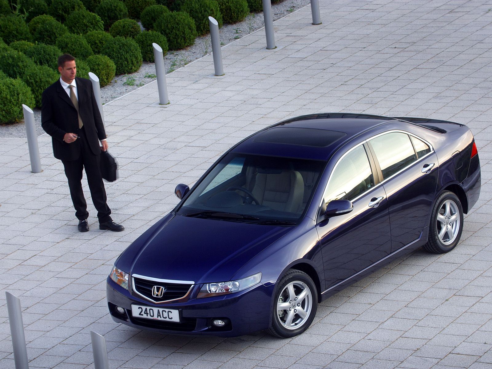 Honda Accord Euro photo 15