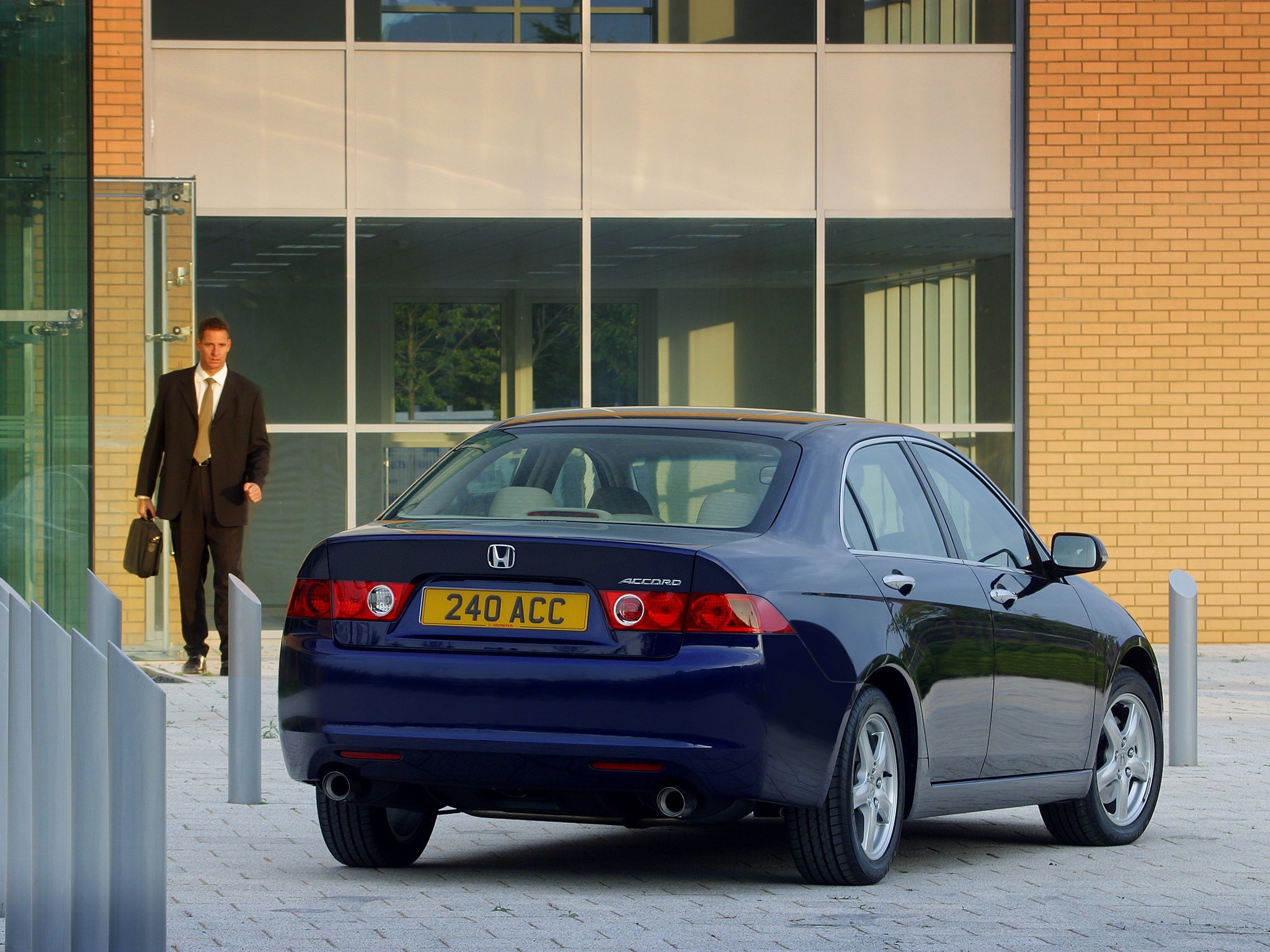 Honda Accord Euro photo 38