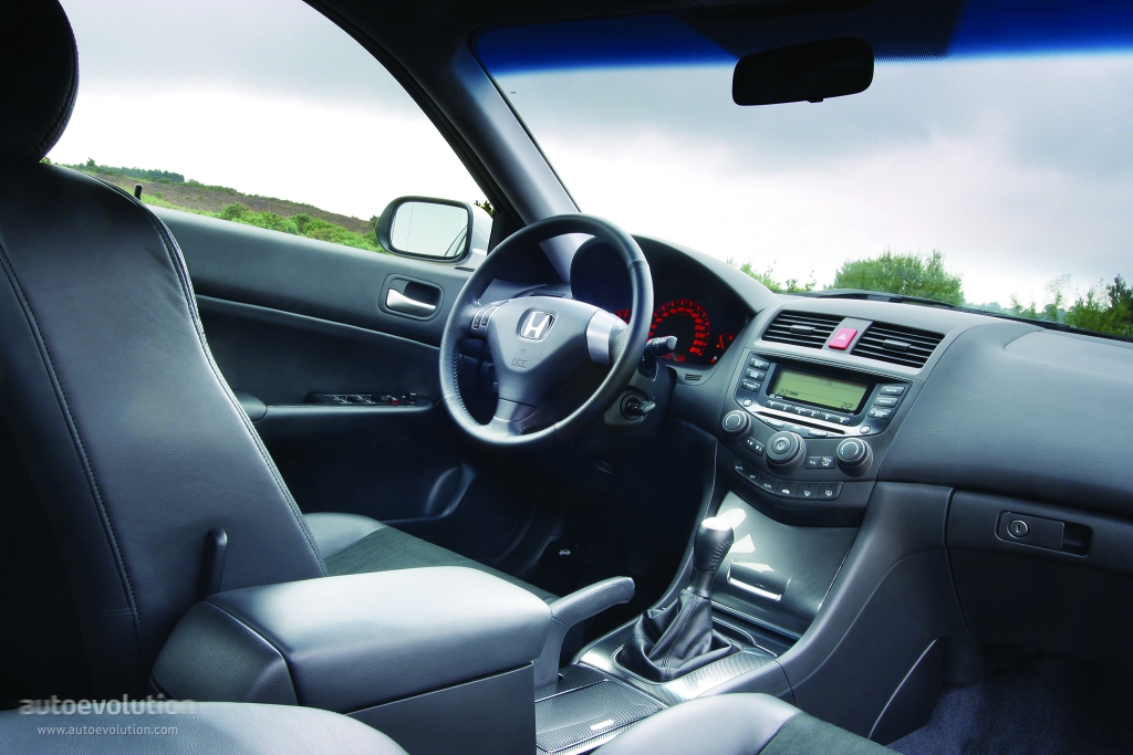 Honda Accord Euro photo 74