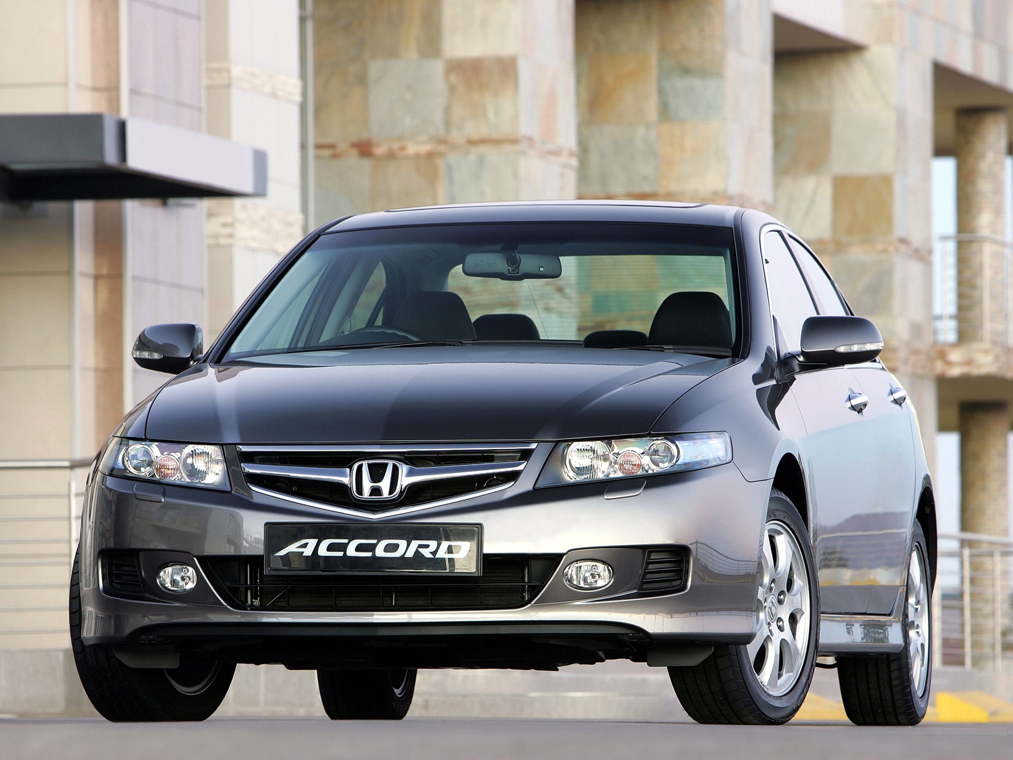 Honda Accord Euro photo 10