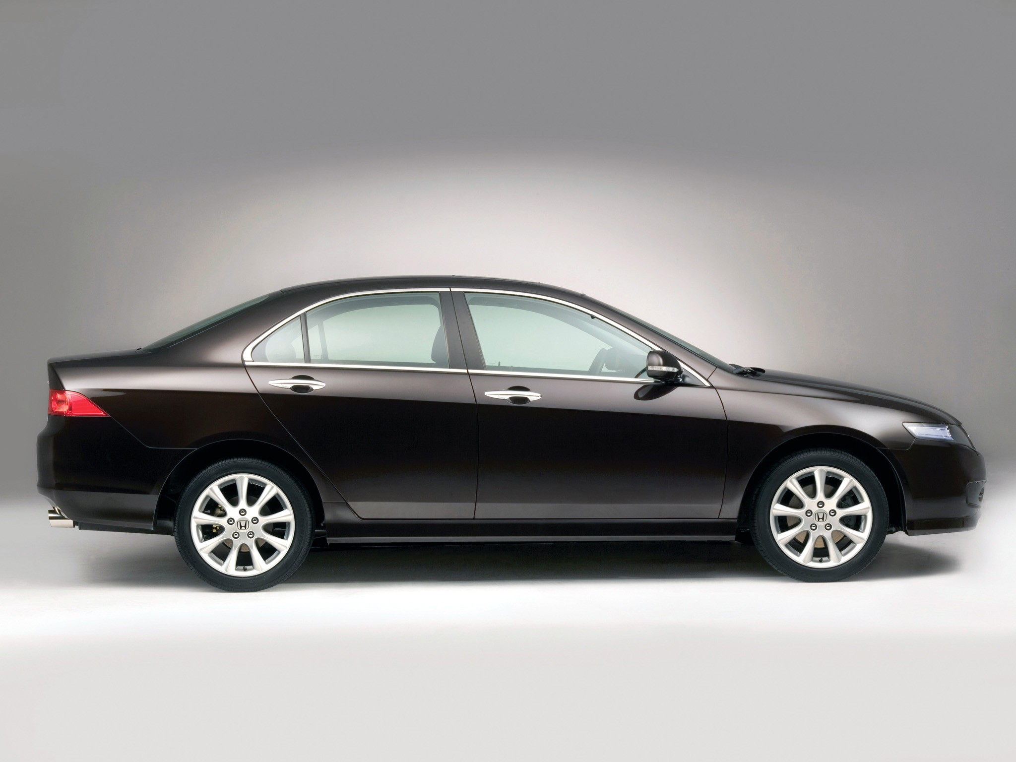 Honda Accord Euro photo 29