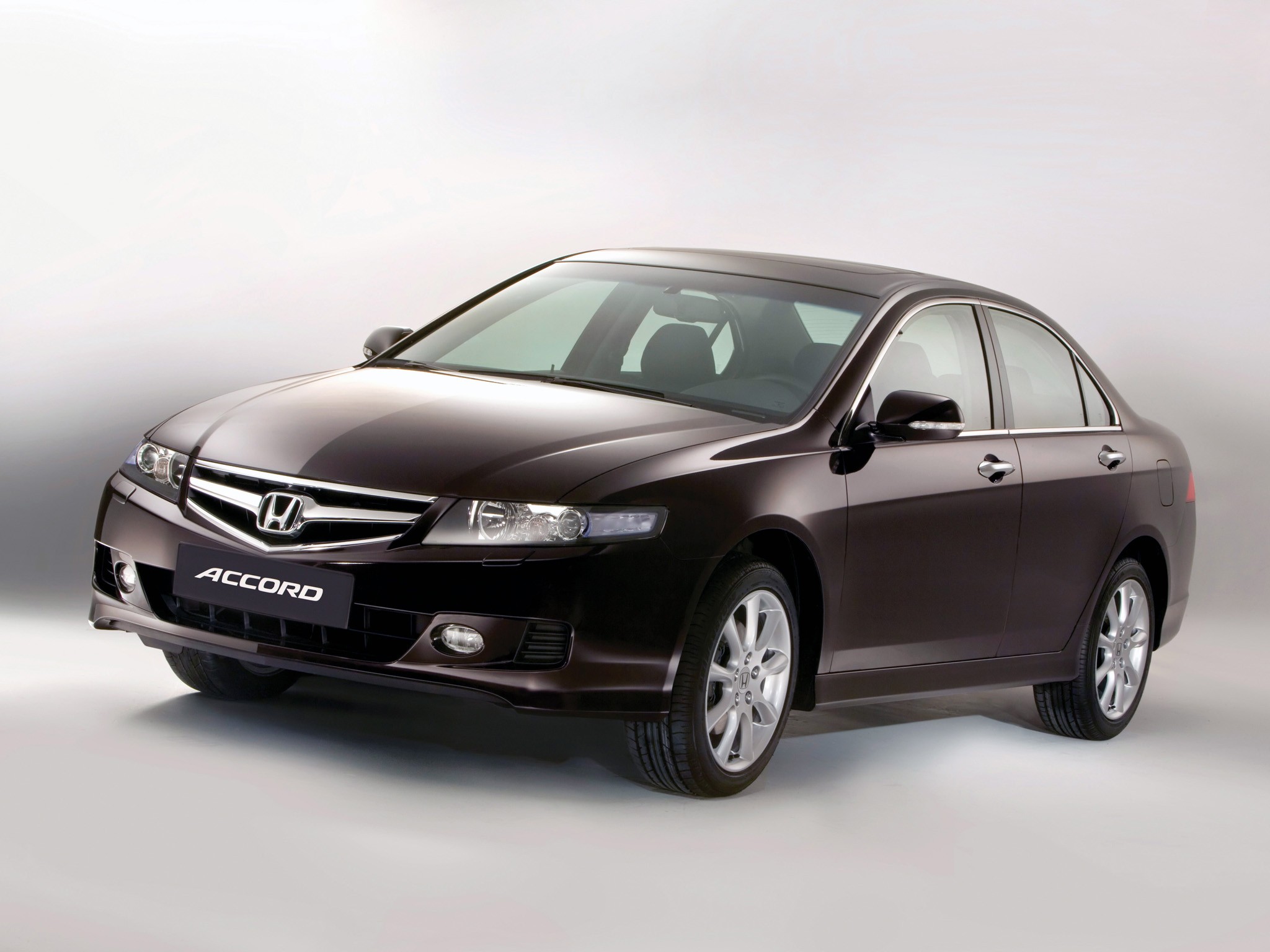 Honda Accord Euro photo 30