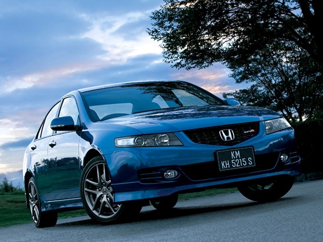 Honda Accord Euro photo 33