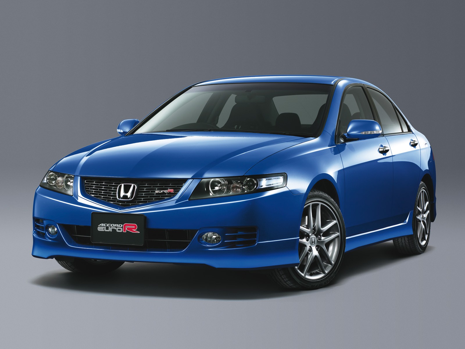 Honda Accord Euro photo 34