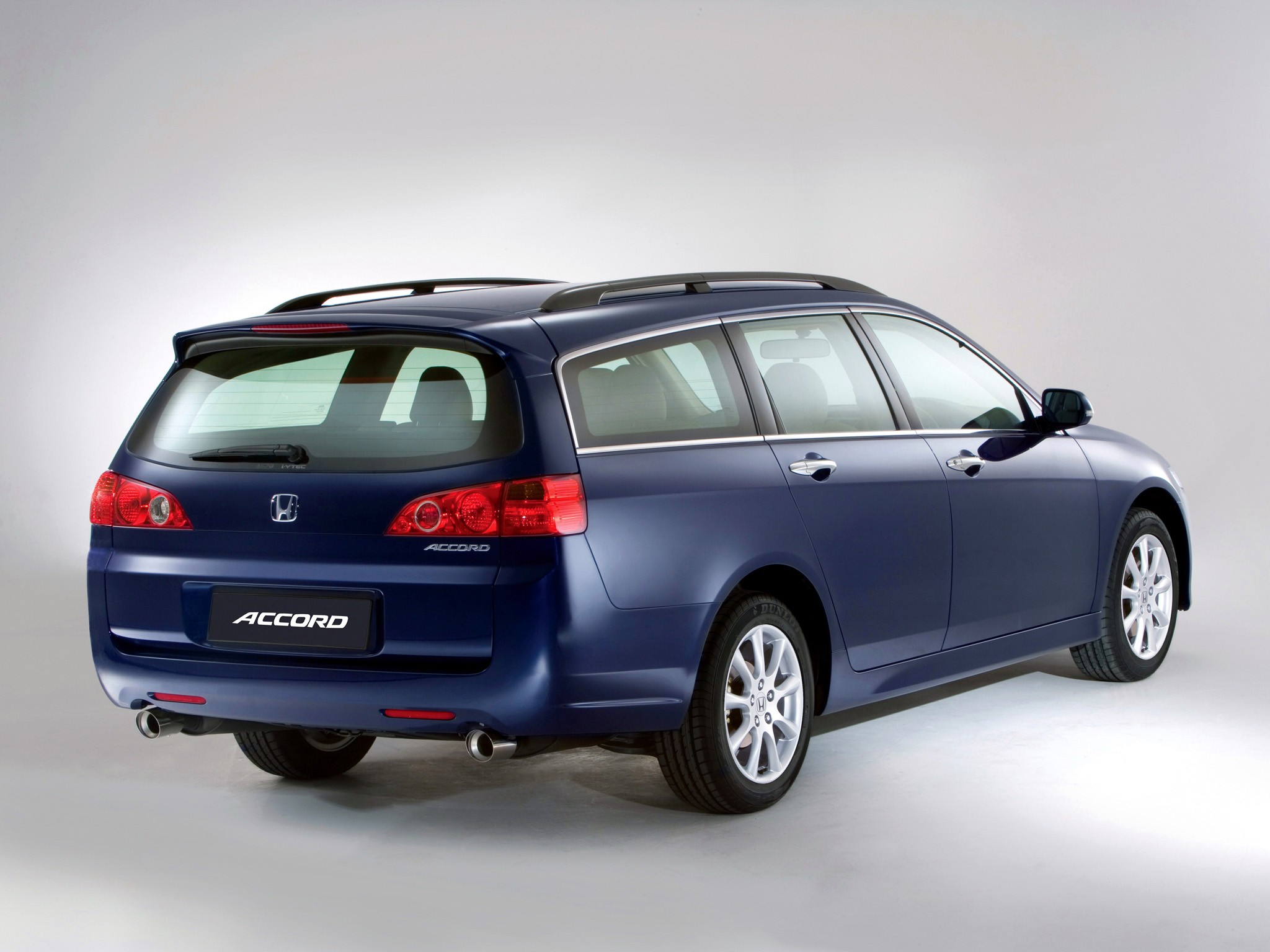 Honda Accord Tourer photo 11