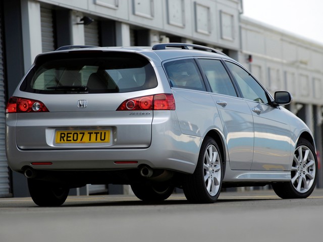 Honda Accord Tourer photo 15