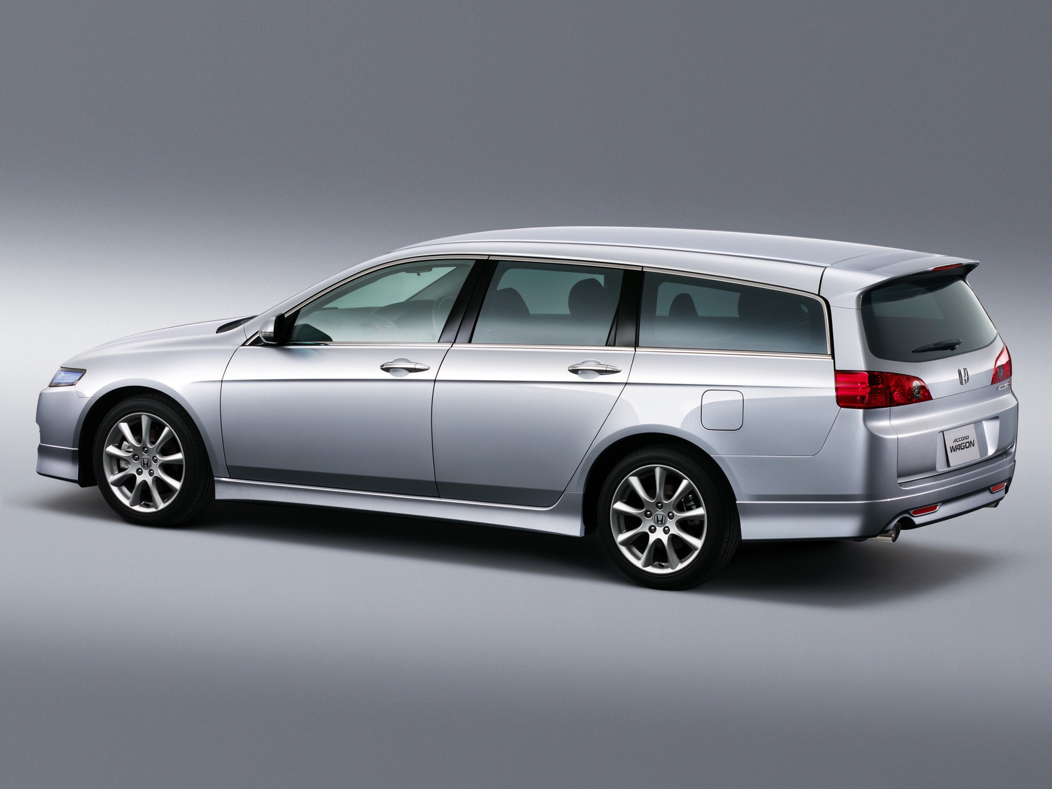 Honda Accord Tourer photo 12