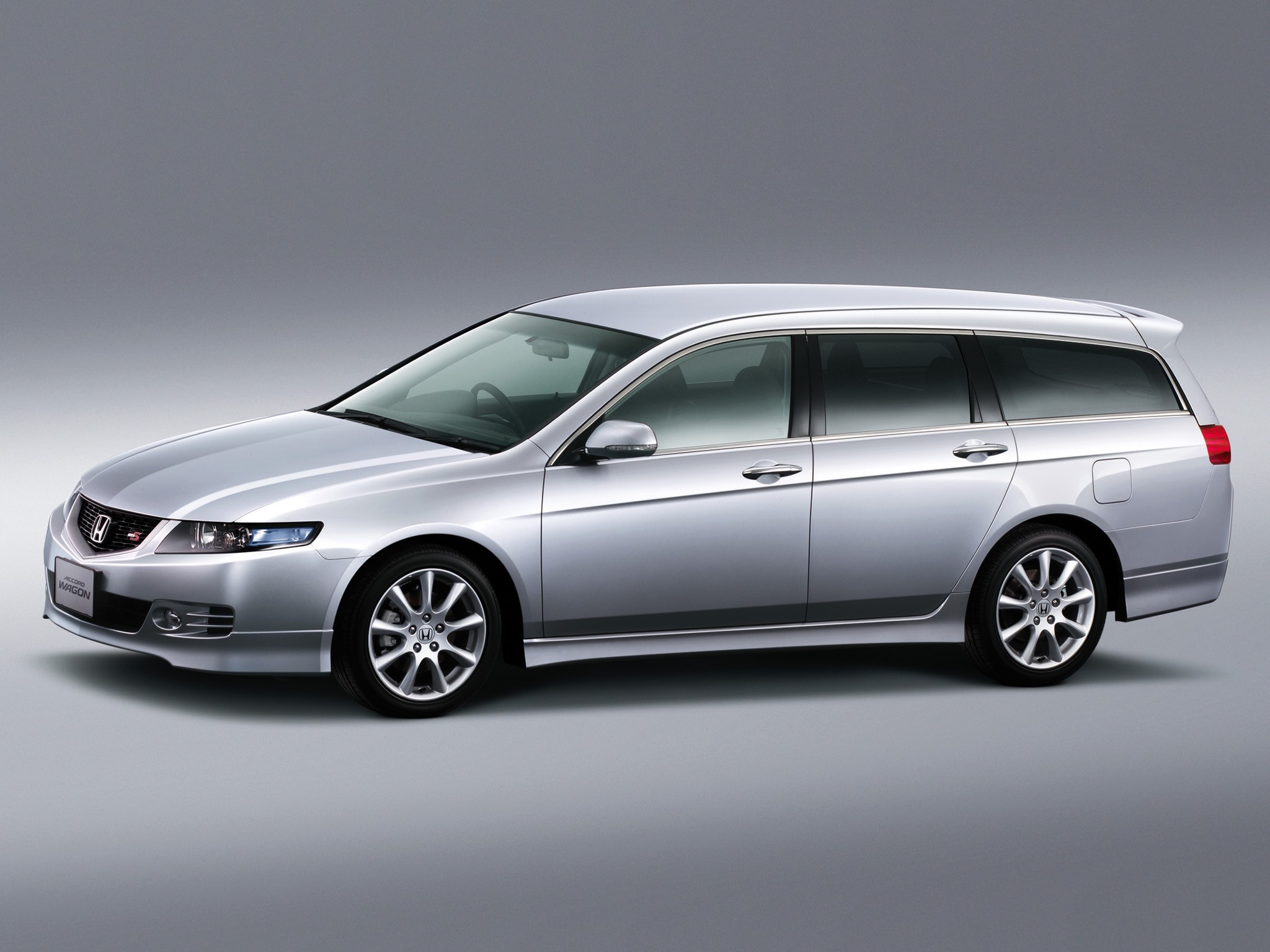 Honda Accord Tourer photo 13