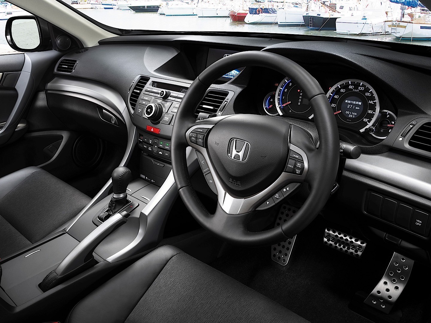 Honda Accord Tourer photo 73