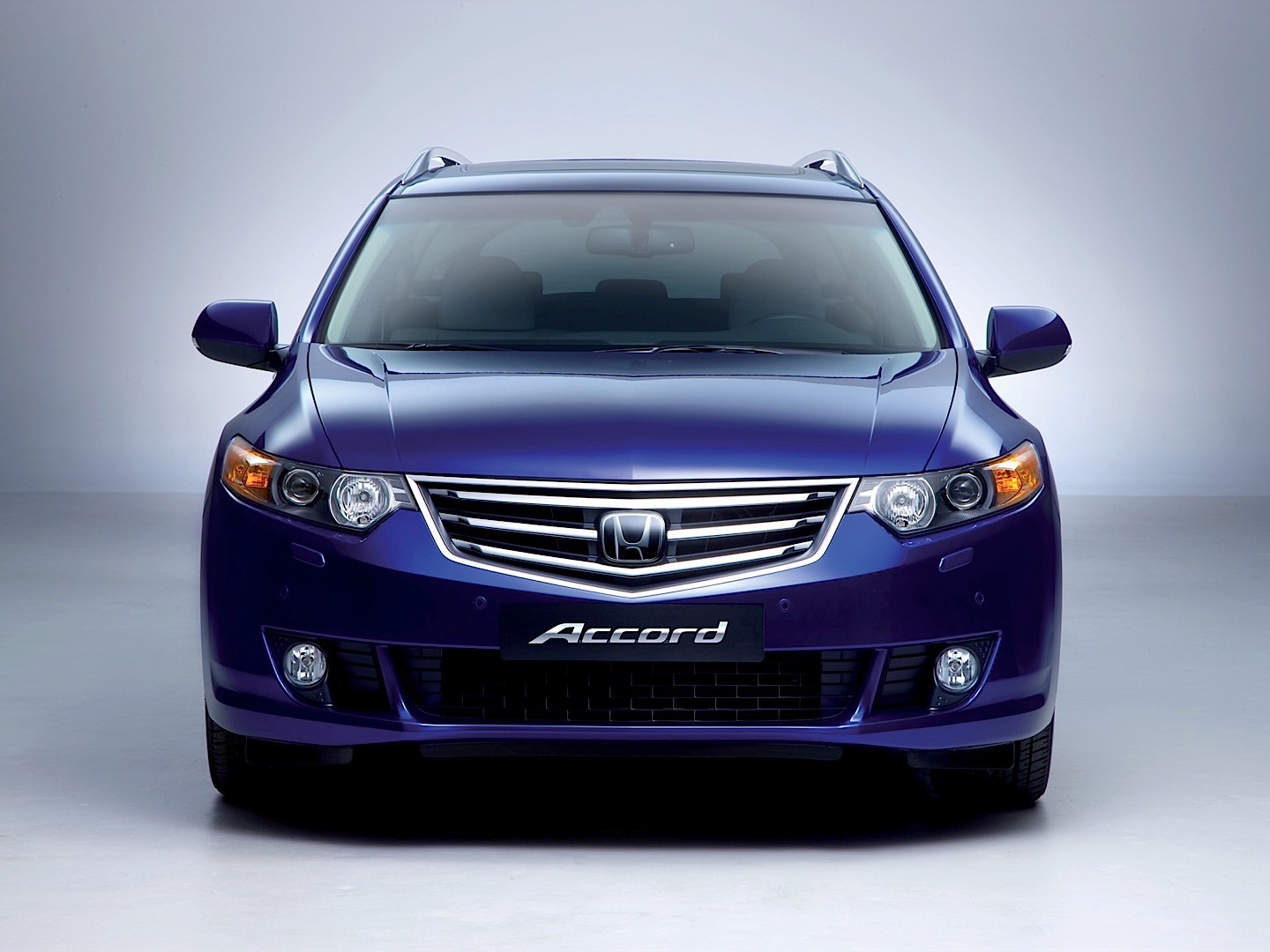 Honda Accord Tourer photo 7